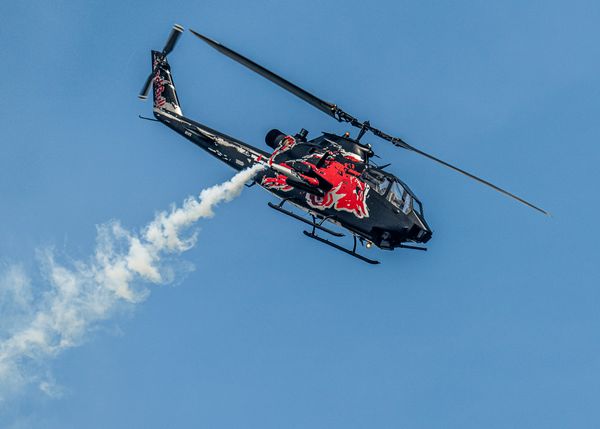 00 Header Bell Cobra 209ah 1f the Flying Bulls