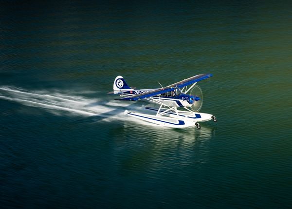 00 Header Aviat Husky the Flying Bulls