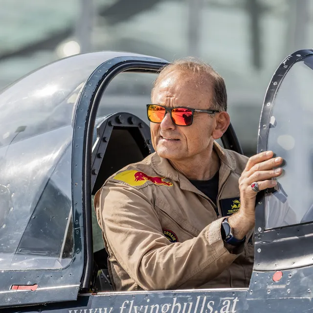 04_eric_goujon_pilot_the_flying_bulls_photo_by_mirja_geh_2024.jpg