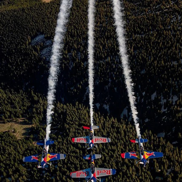 07_czech_aerobatics_team.jpg