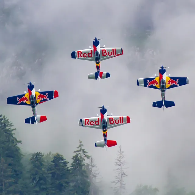 02_czech_aerobatics_team.jpg