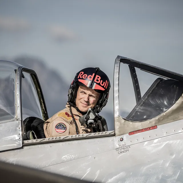 08_eskil_amdal_pilot_the_flying_bulls_photo_by_mirja_geh_2024.jpg