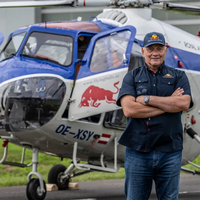 09_siegfried_schwarz_ehemaliger_chefpilot-helikopter_the_flying_bulls.jpg