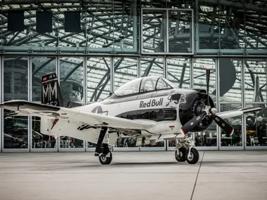 00_header_north_american_t-28b_the_flying_bulls_photo_by_mirja_geh_2024.jpg