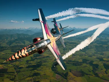00_header_alpha_jet_the_flying_bulls.jpg