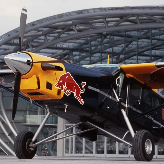 05_pilatus_porter_pc-6_the_flying_bulls.jpg