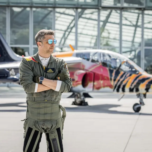 01_stefan_doblhammer_pilot_the_flying_bulls_photo_by_mirja_geh_2024.jpg