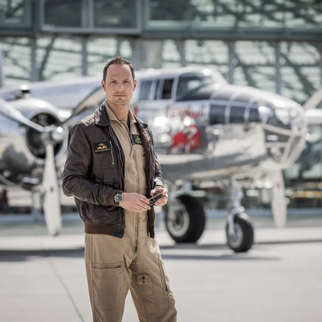 02_ludwig_reiter_pilot_the_flying_bulls_photo_by_mirja_geh_2024.jpg