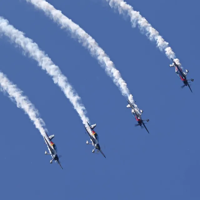 03_czech_aerobatics_team.jpg
