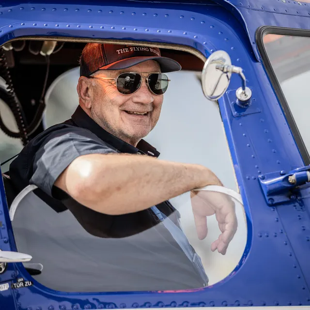 06_siegfried_schwarz_ehemaliger_chefpilot-helikopter_the_flying_bulls_photo_by_mirja_geh_2024.jpg